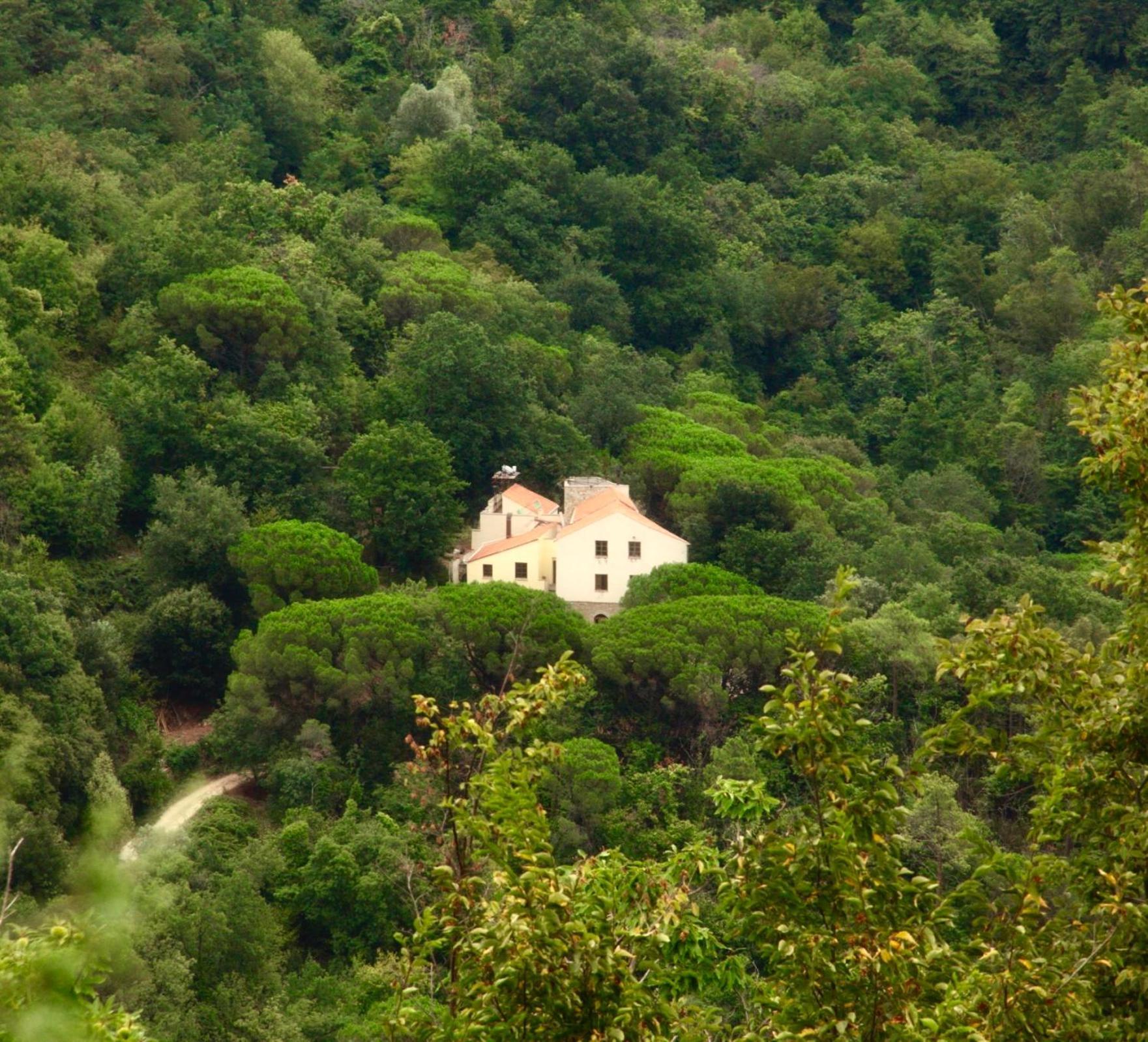 Le Petit Chateau Villa Vezzi Portio Exterior foto